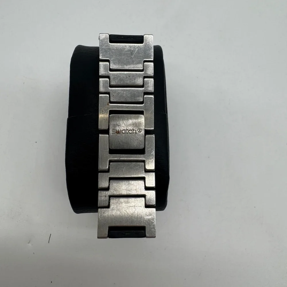 Swatch Skin 1999 Vintage Ultra Thin Watch Black Dial Silver Steel Rubber Strap‎